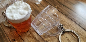 Set of 10 Mini Sculpted Beer Mug Keychains