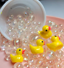 Load image into Gallery viewer, Bubbly duck topper kit---complete ingredients for 2 cups