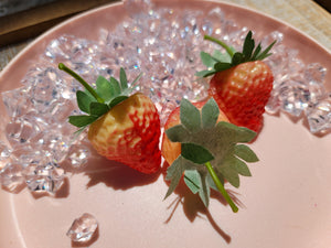 3 pack plastic imitation strawberry